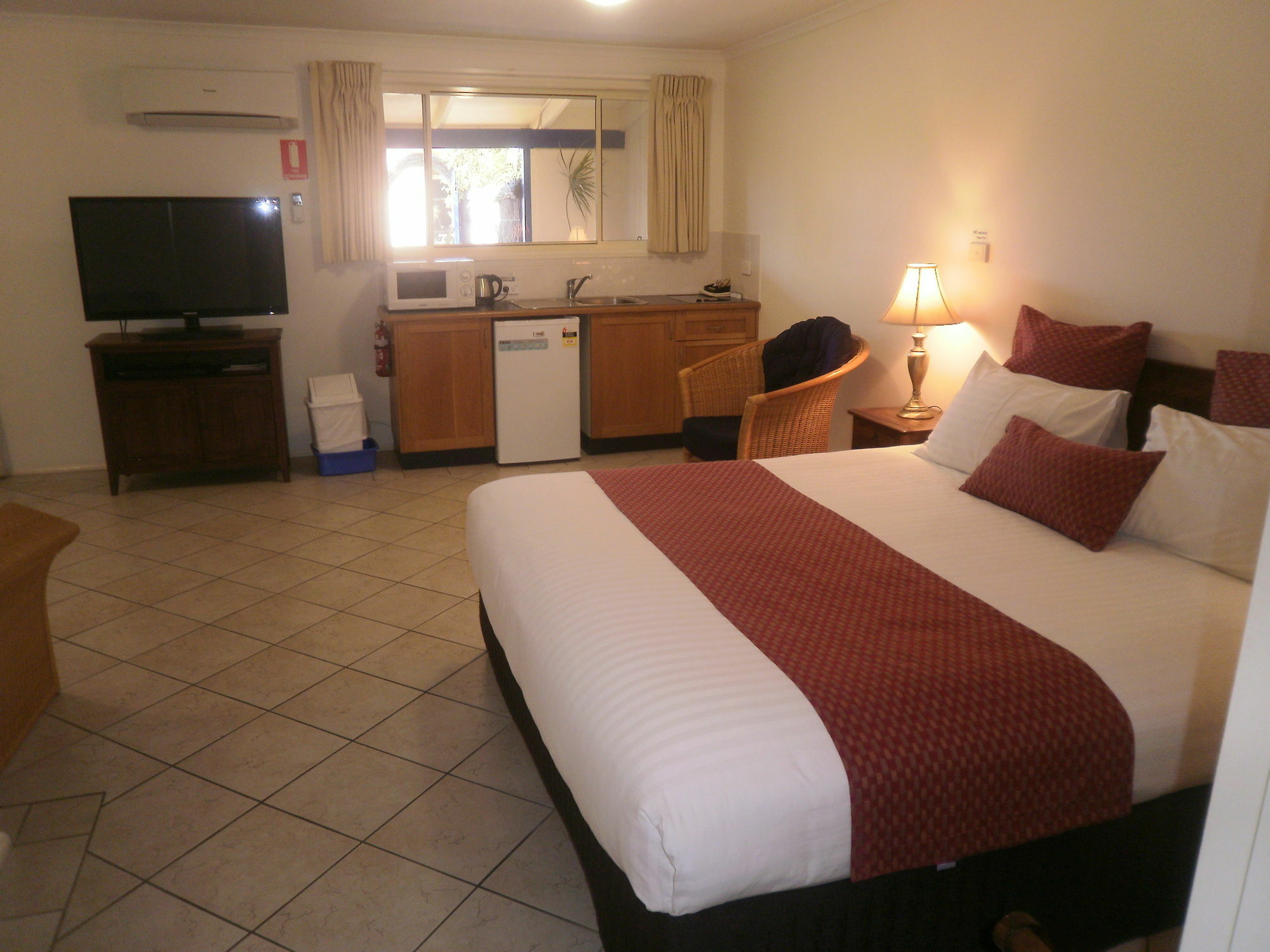 The Carmel Yamba Motel Exterior photo
